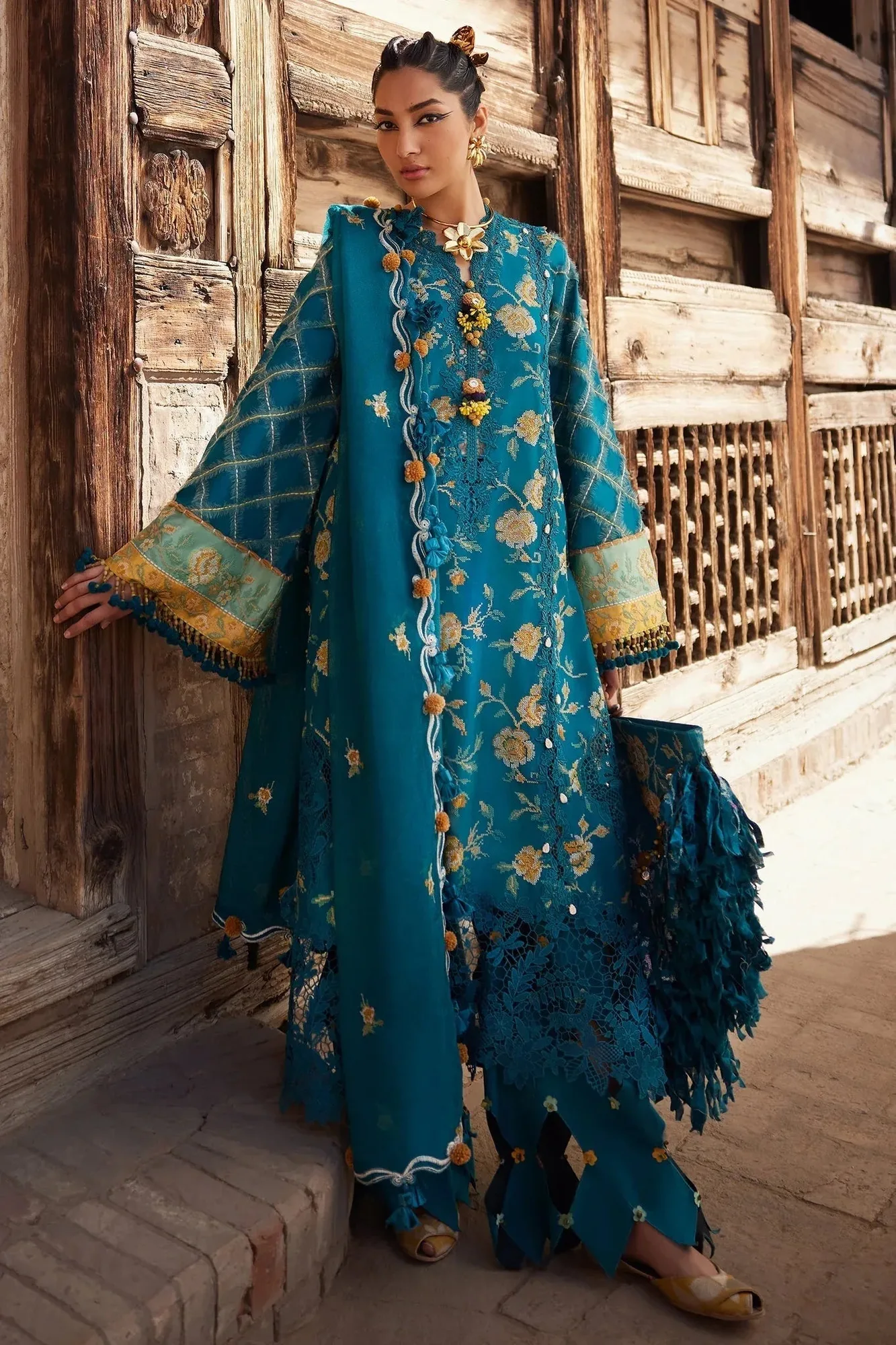 Elan Luxury Lawn 25 Sea Green Cotton – view 1 – Poshaq