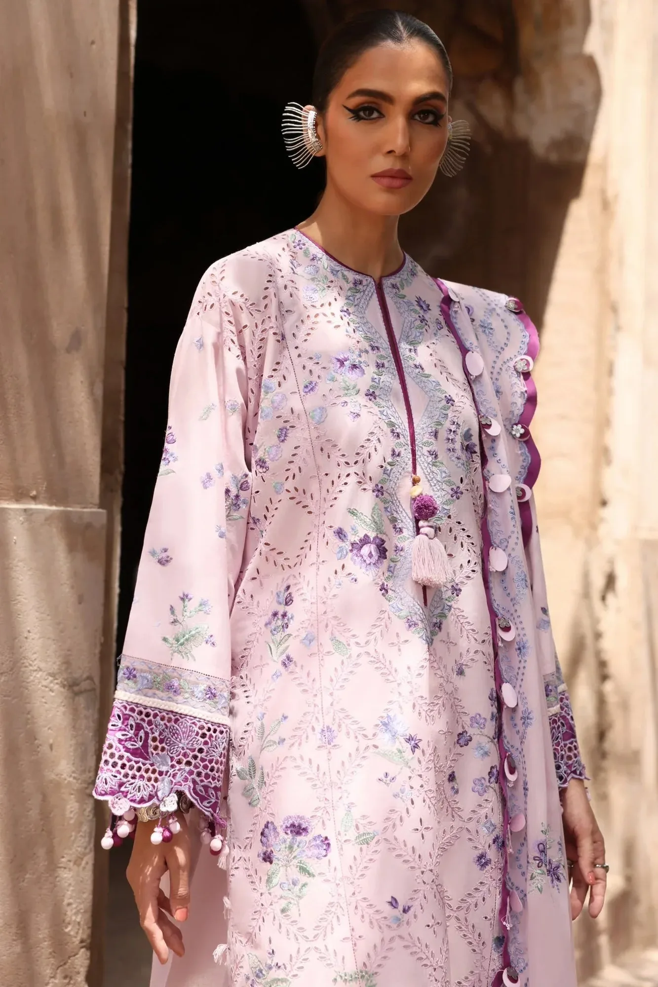 Elan Luxury Lawn 25 Lilac Lawn – view 3 – Poshaq