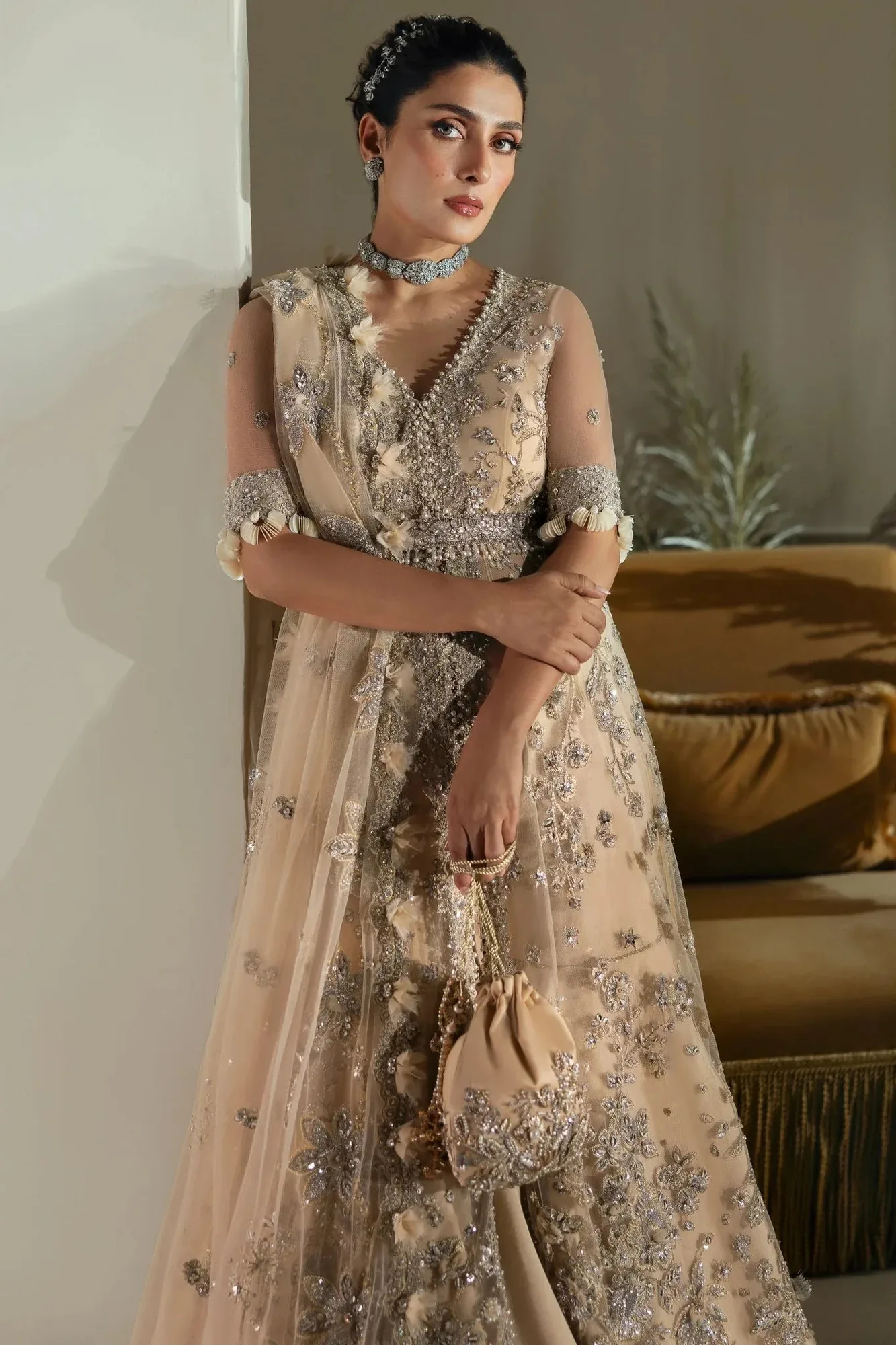 Elan Wedding Festive 24 Skin Net – view 3 – Poshaq