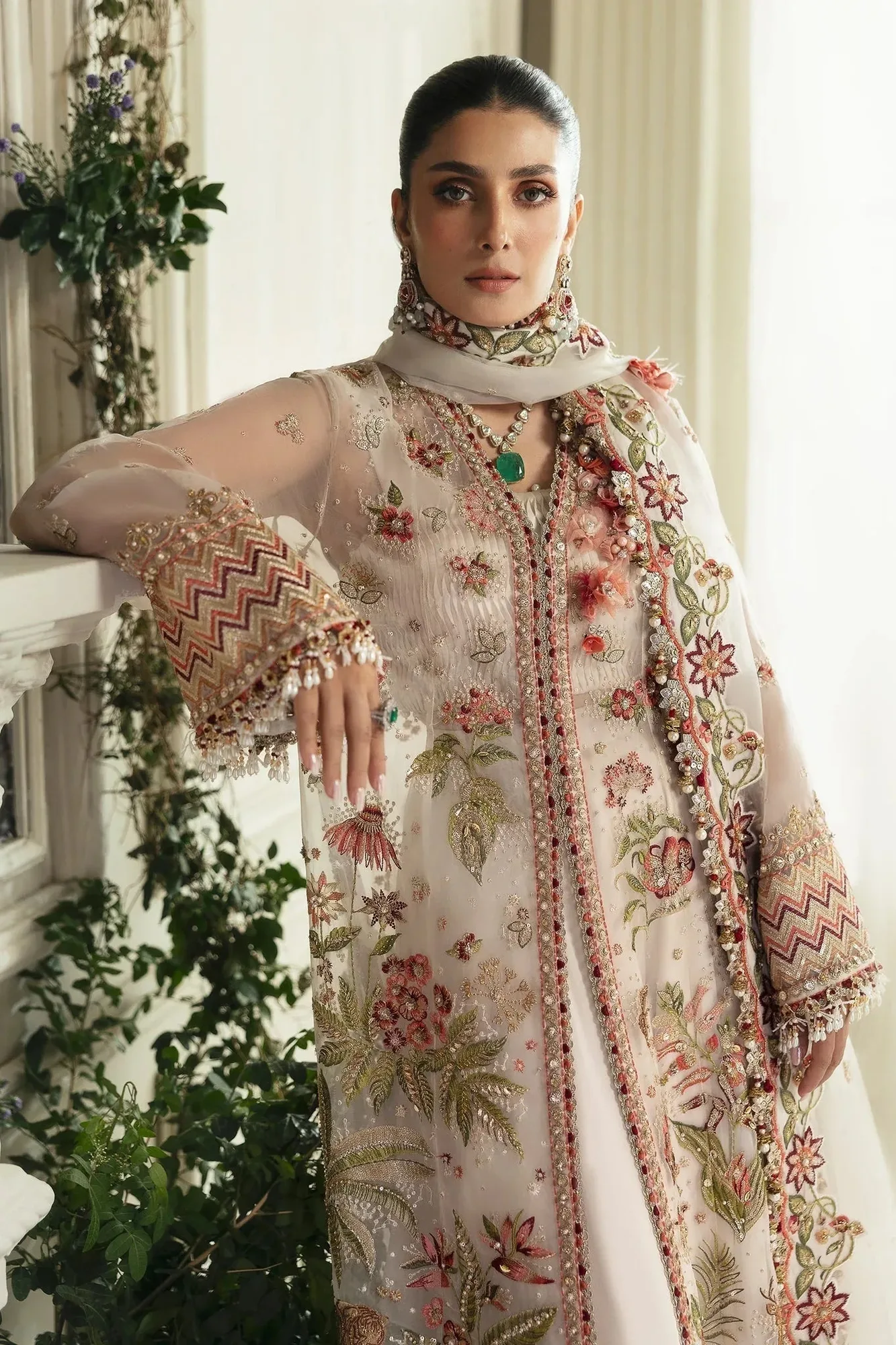 Elan Wedding Festive 24 Ivory Organza – view 3 – Poshaq