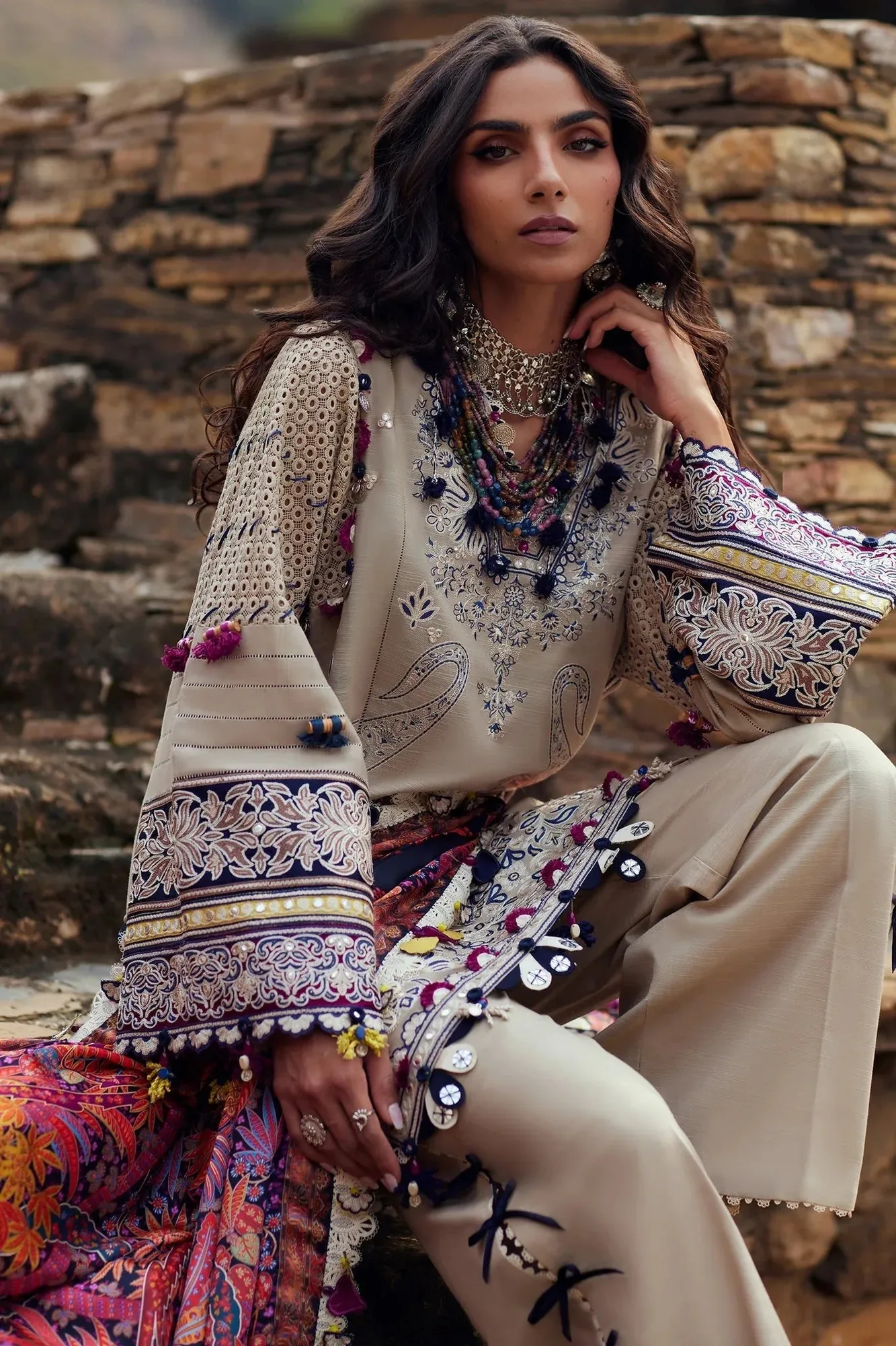 Elan Winter Collection 24 Beige Khaddar – view 4 – Poshaq
