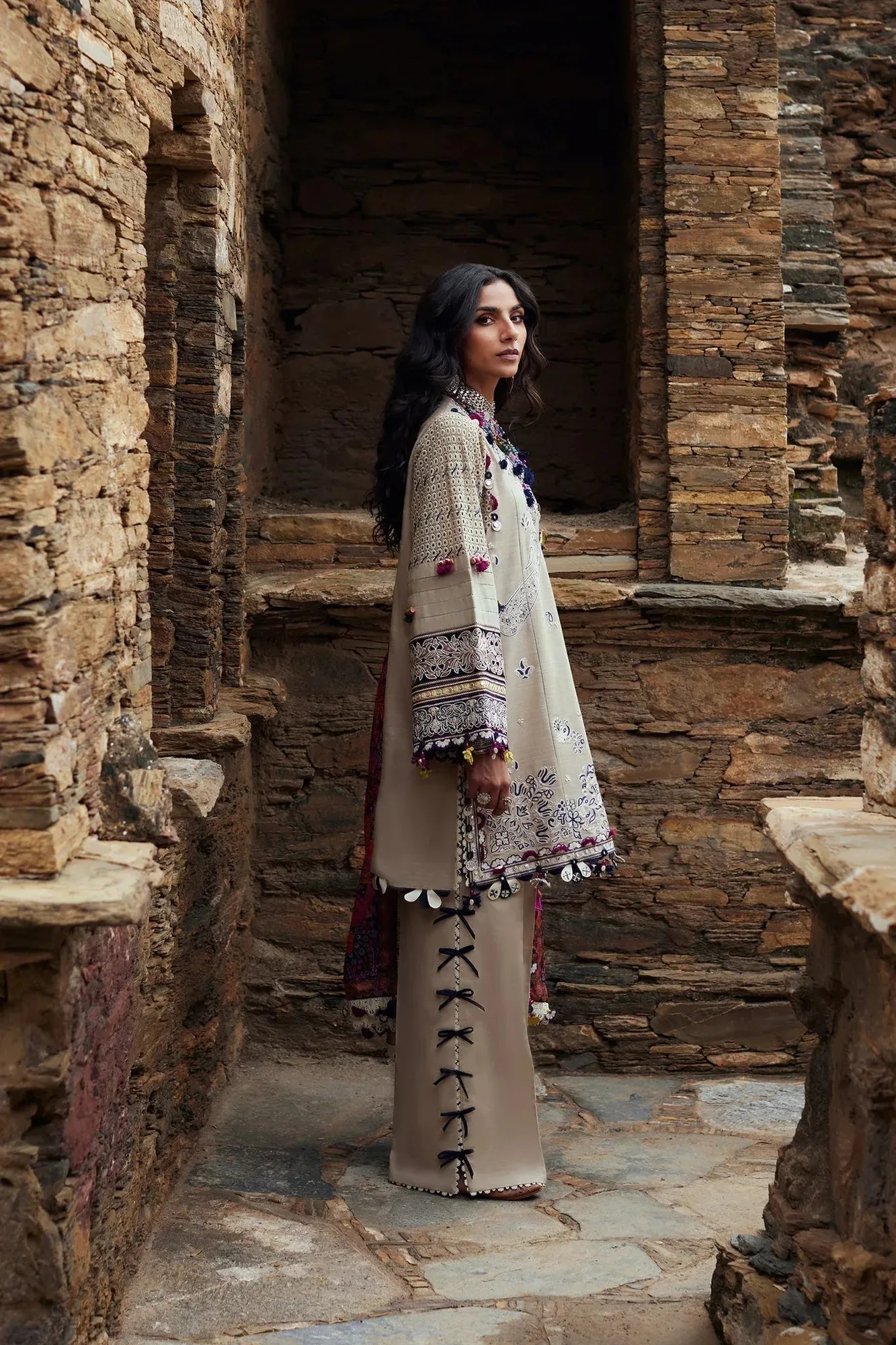Elan Winter Collection 24 Beige Khaddar – view 5 – Poshaq