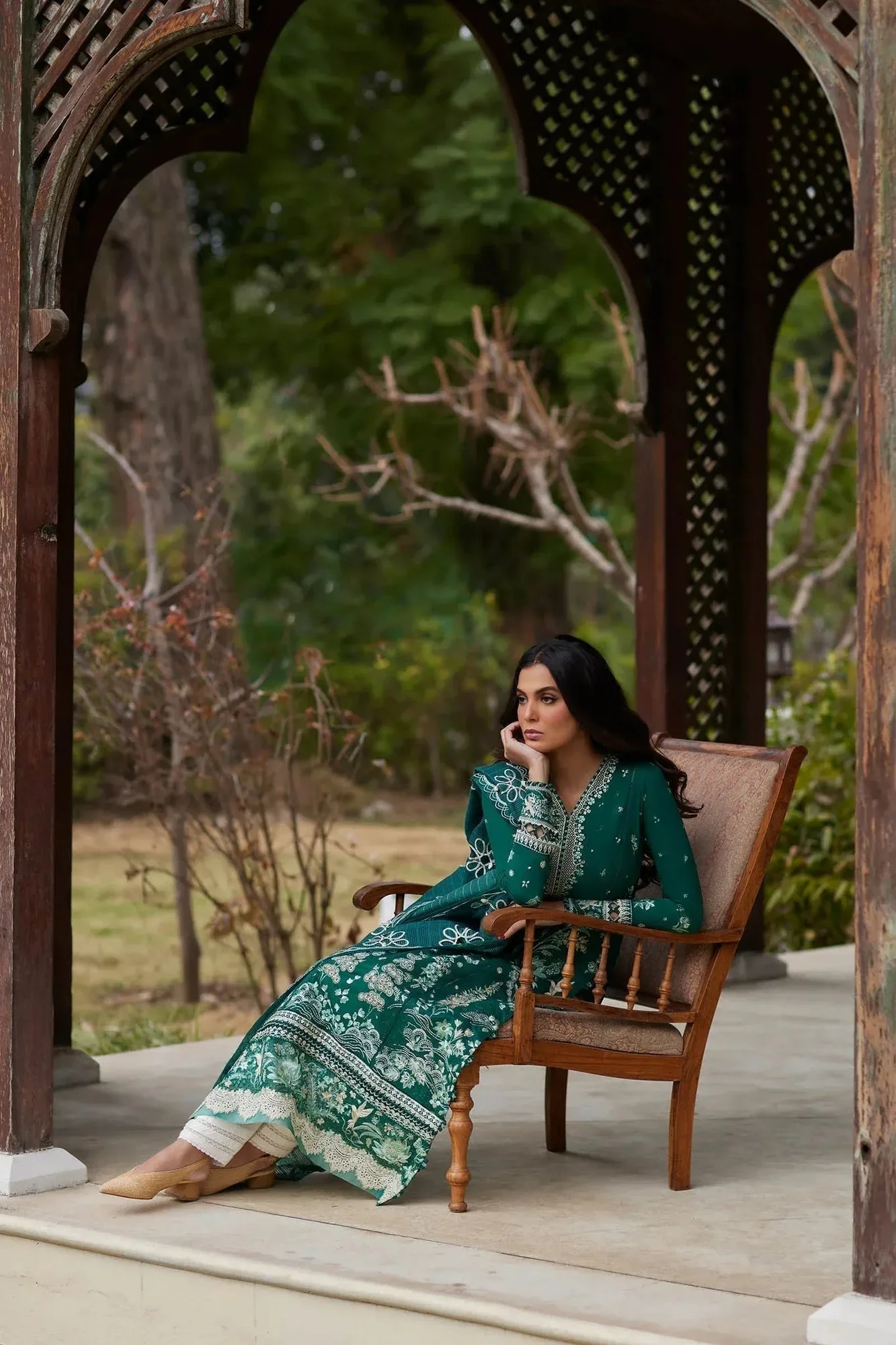 Elan Lawn24 Green Jacquard – view 3 – Poshaq