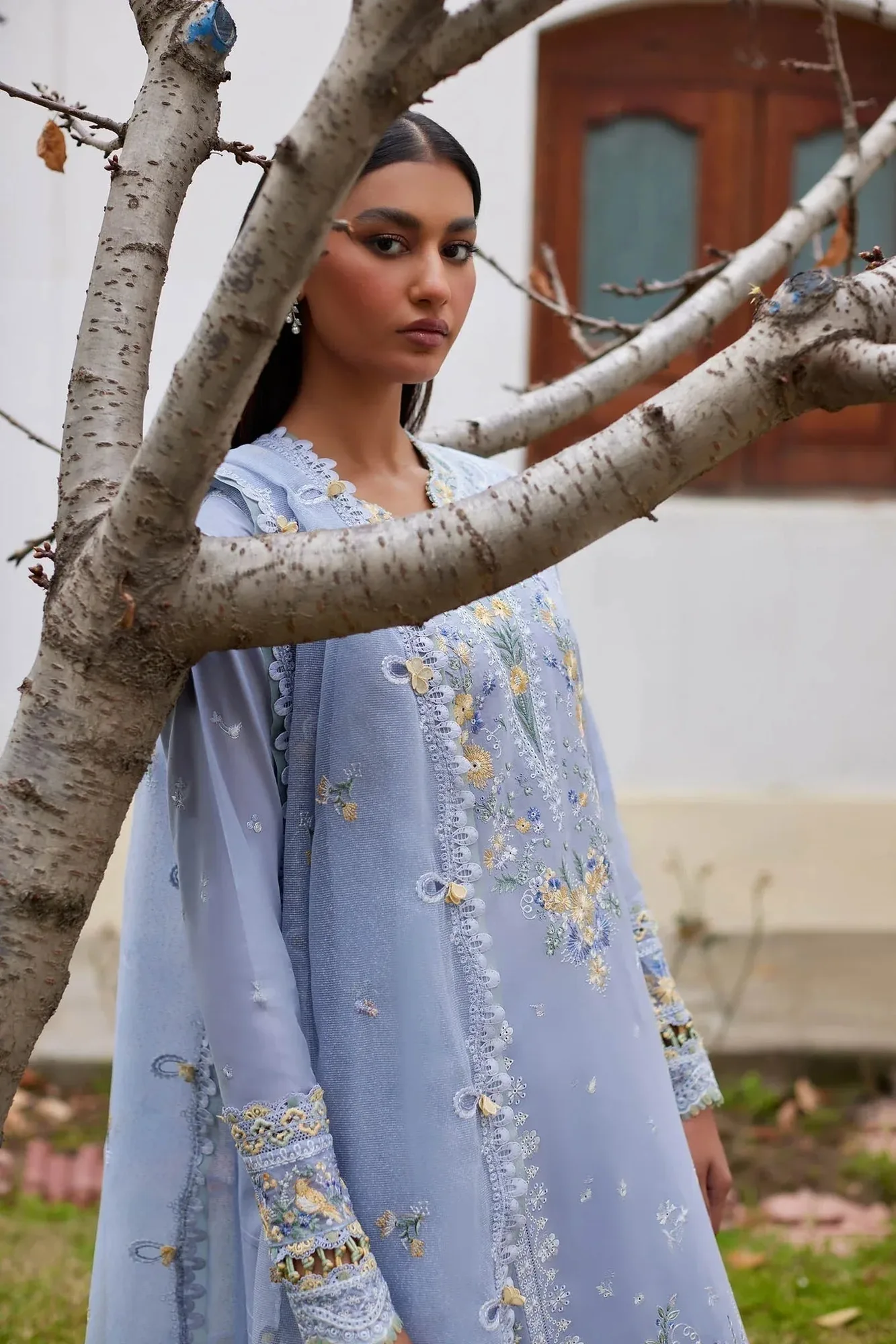 Elan Lawn24 Blue Jacquard – view 3 – Poshaq