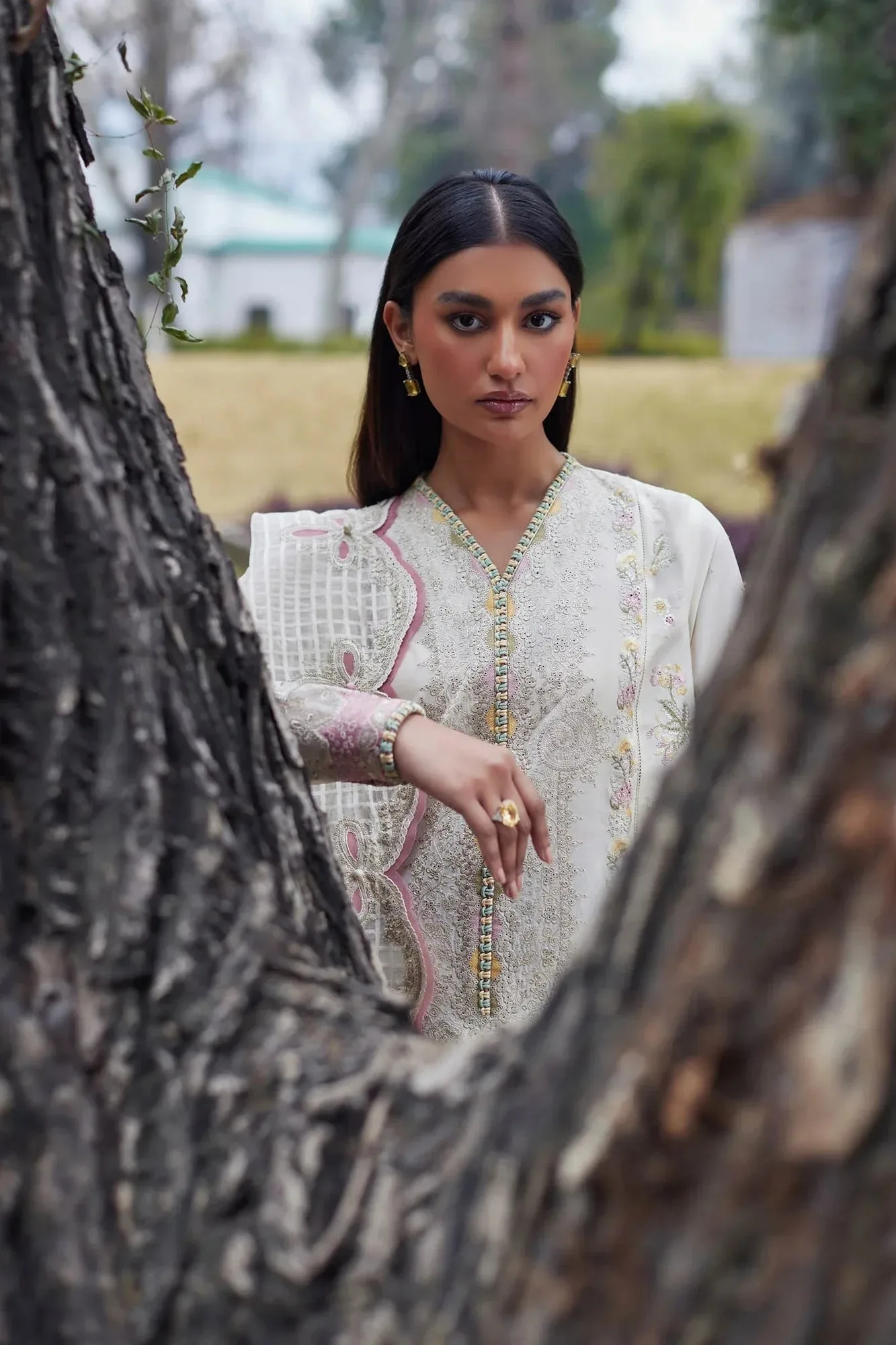 Elan Lawn24 Ivory Jacquard – view 3 – Poshaq