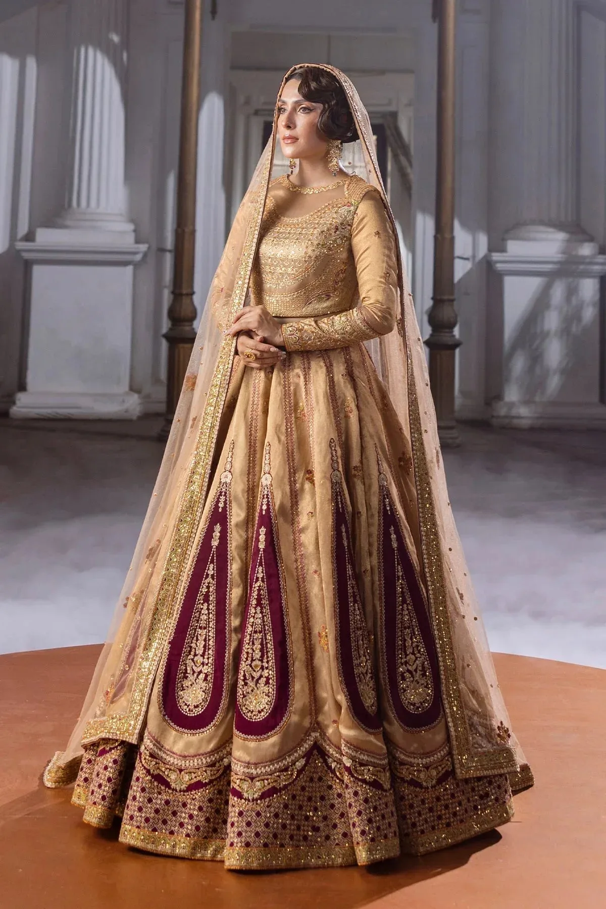 Erum Khan Jahan Wedding 25 Gold Raw Silk – view 2 – Poshaq