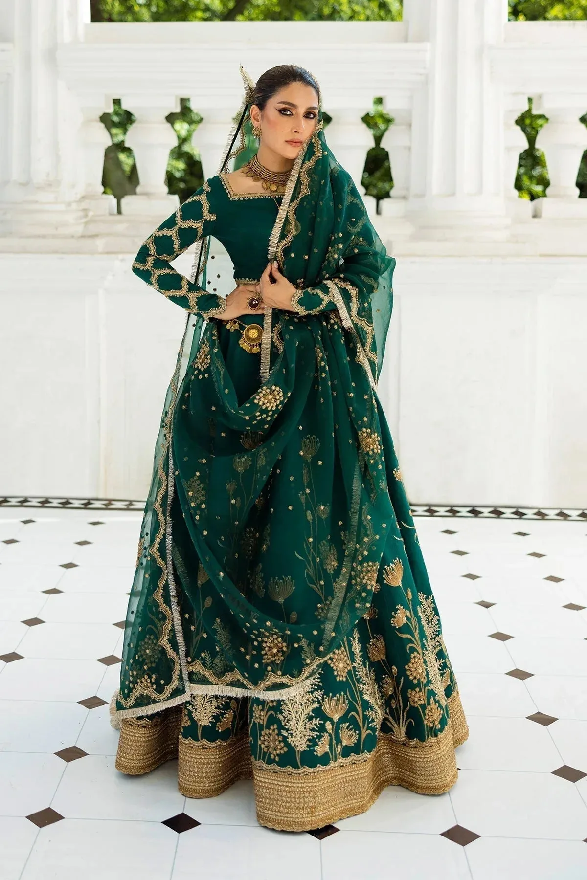 Erum Khan Jahan Wedding 25 emerald green Raw Silk – view 4 – Poshaq
