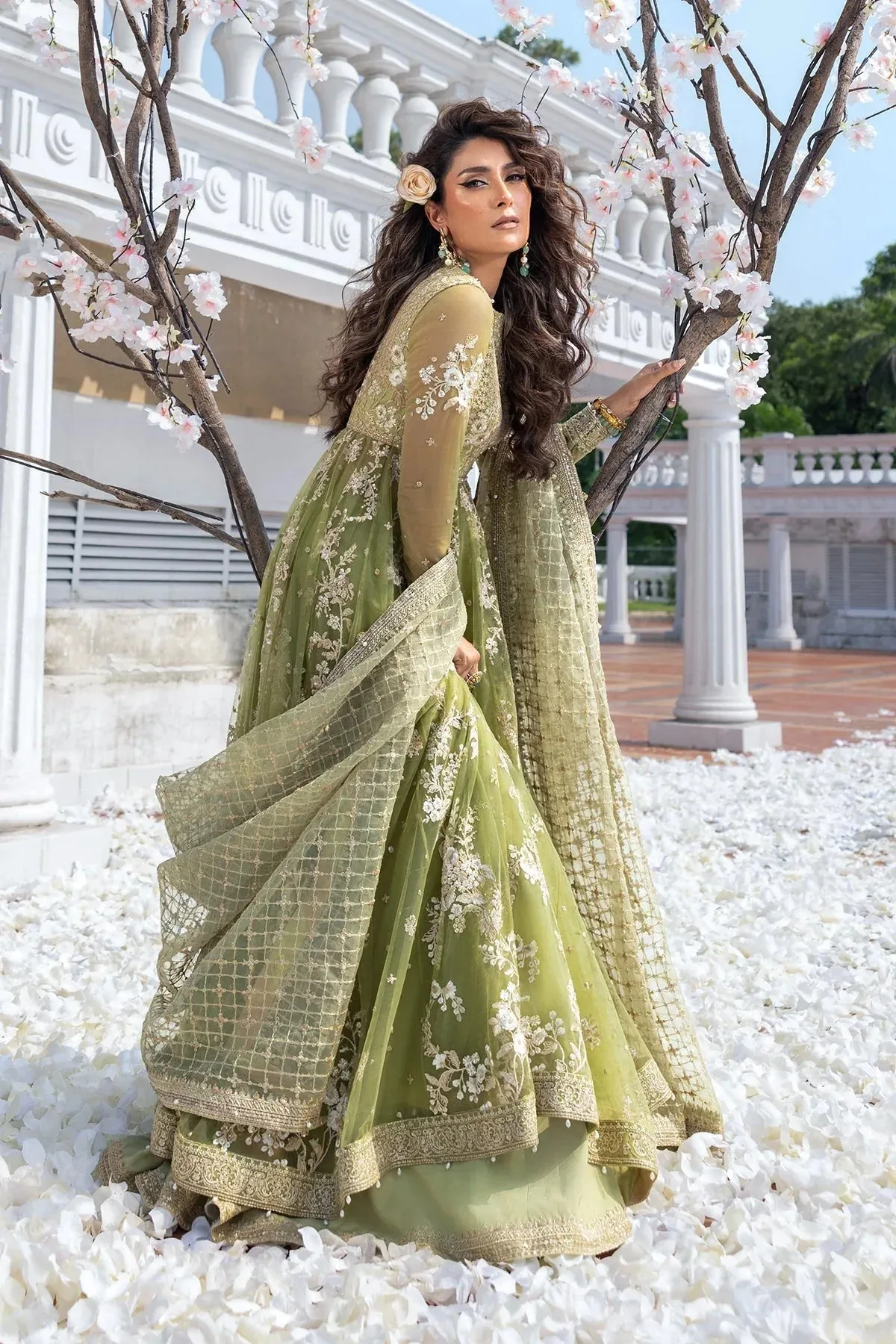 Erum Khan Jahan Wedding 25 green Raw Silk – view 1 – Poshaq