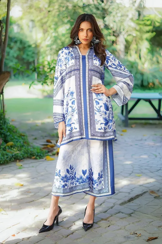 Erum Khan Nue Pret Blue Silk – view 1 – Poshaq