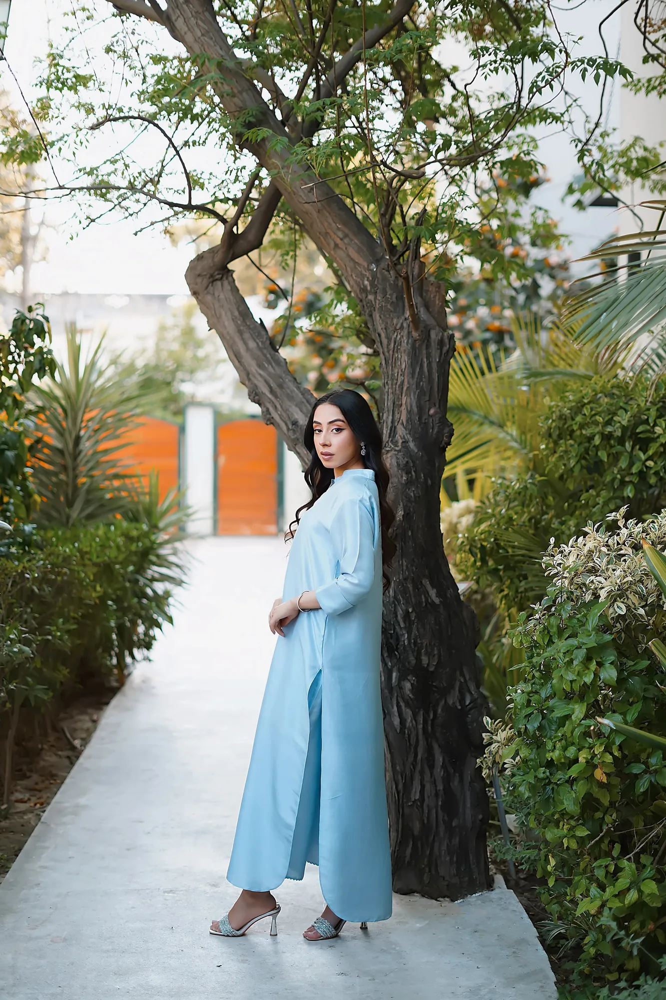 Erum Khan Nue Pret sky blue Raw Silk – view 2 – Poshaq