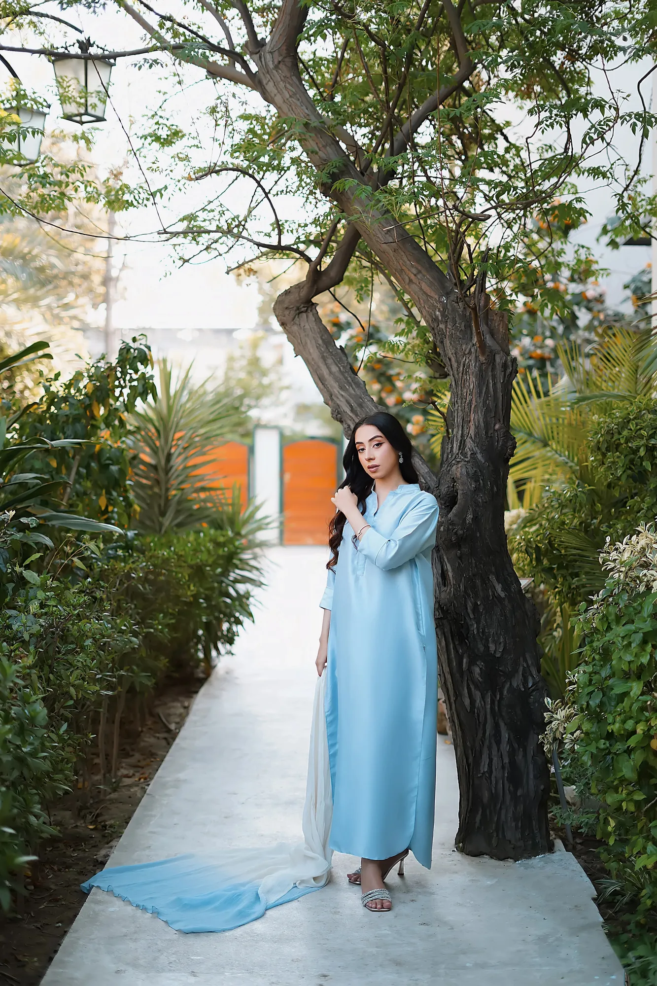 Erum Khan Nue Pret sky blue Raw Silk – view 3 – Poshaq