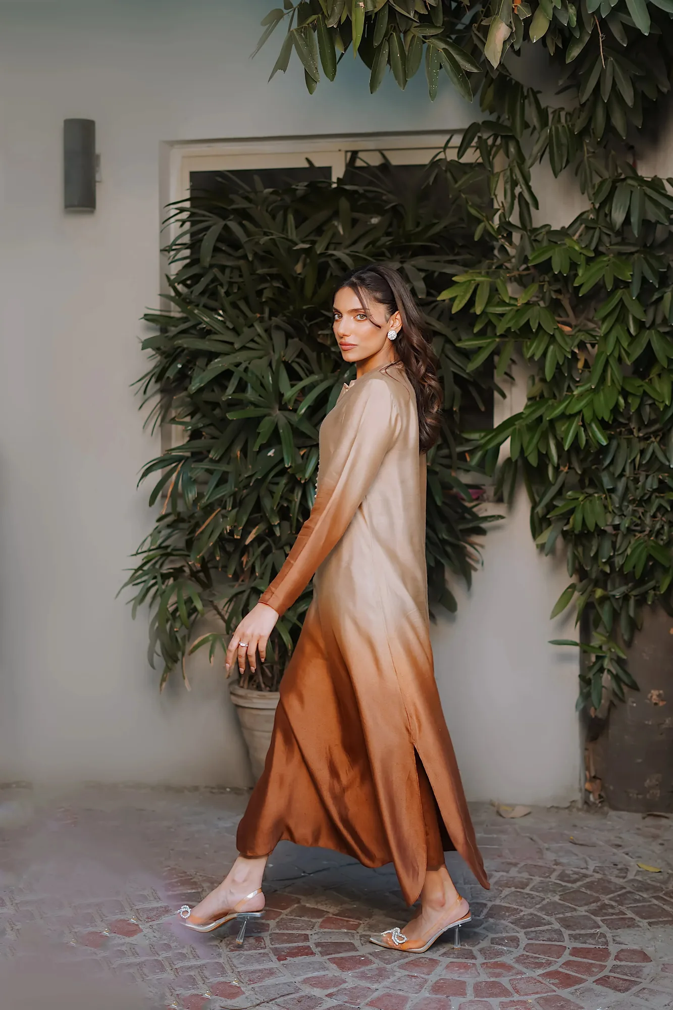 Erum Khan Nue Pret Golden Raw Silk – view 2 – Poshaq
