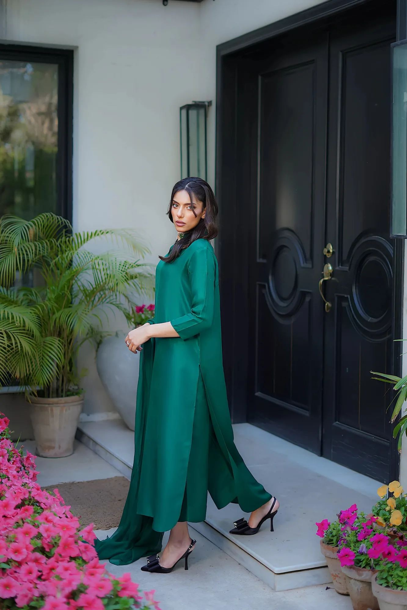 Erum Khan Nue Pret teal green Raw Silk – view 2 – Poshaq