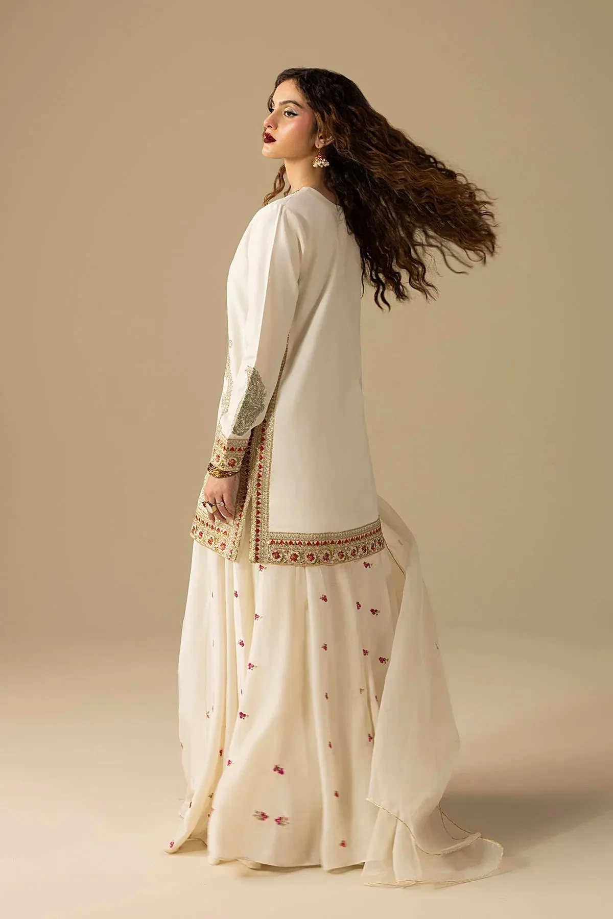 Erum Khan Lillia Summer Edit Off White Raw Silk – view 2 – Poshaq