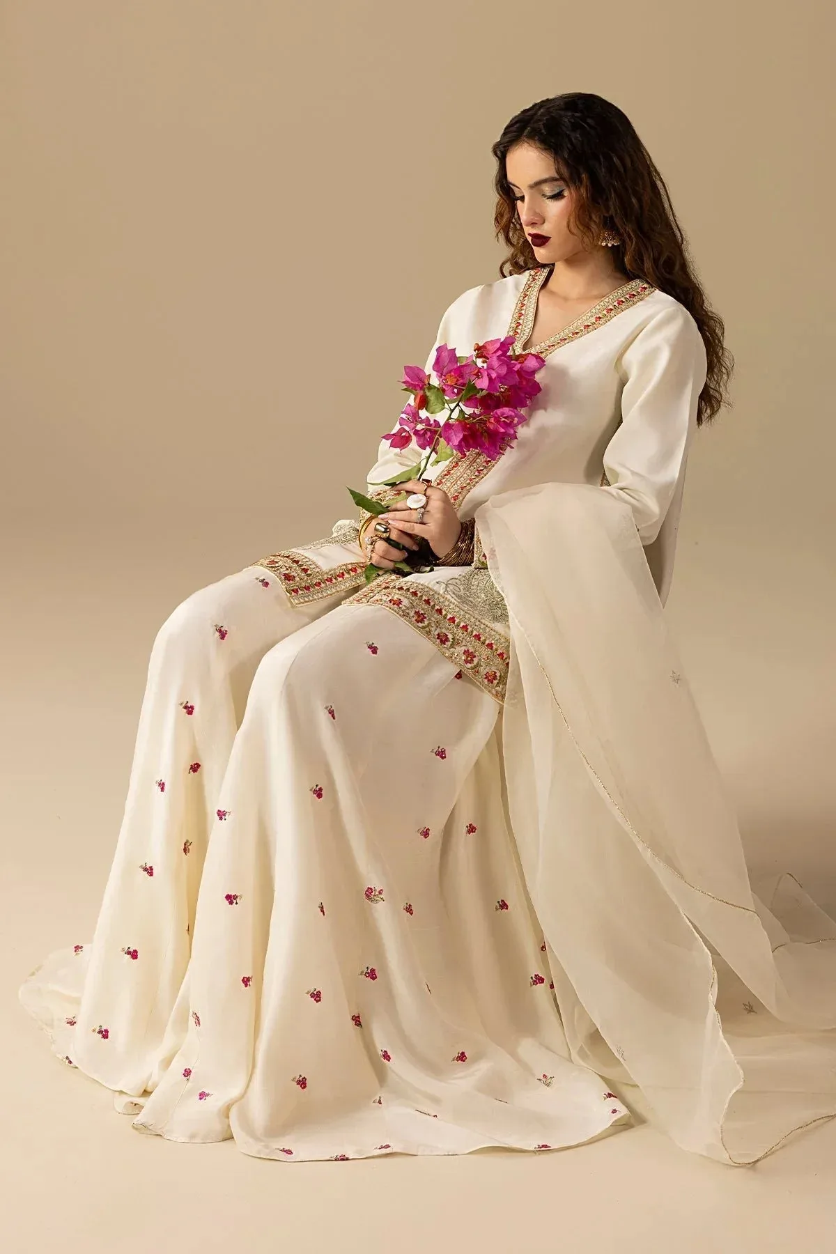Erum Khan Lillia Summer Edit Off White Raw Silk – view 6 – Poshaq
