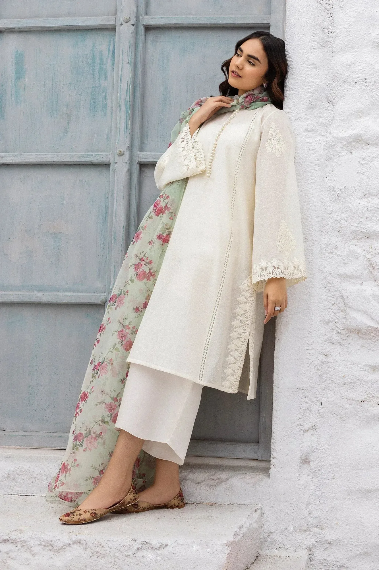 Erum Khan Ramadan Edition White Organza – view 4 – Poshaq