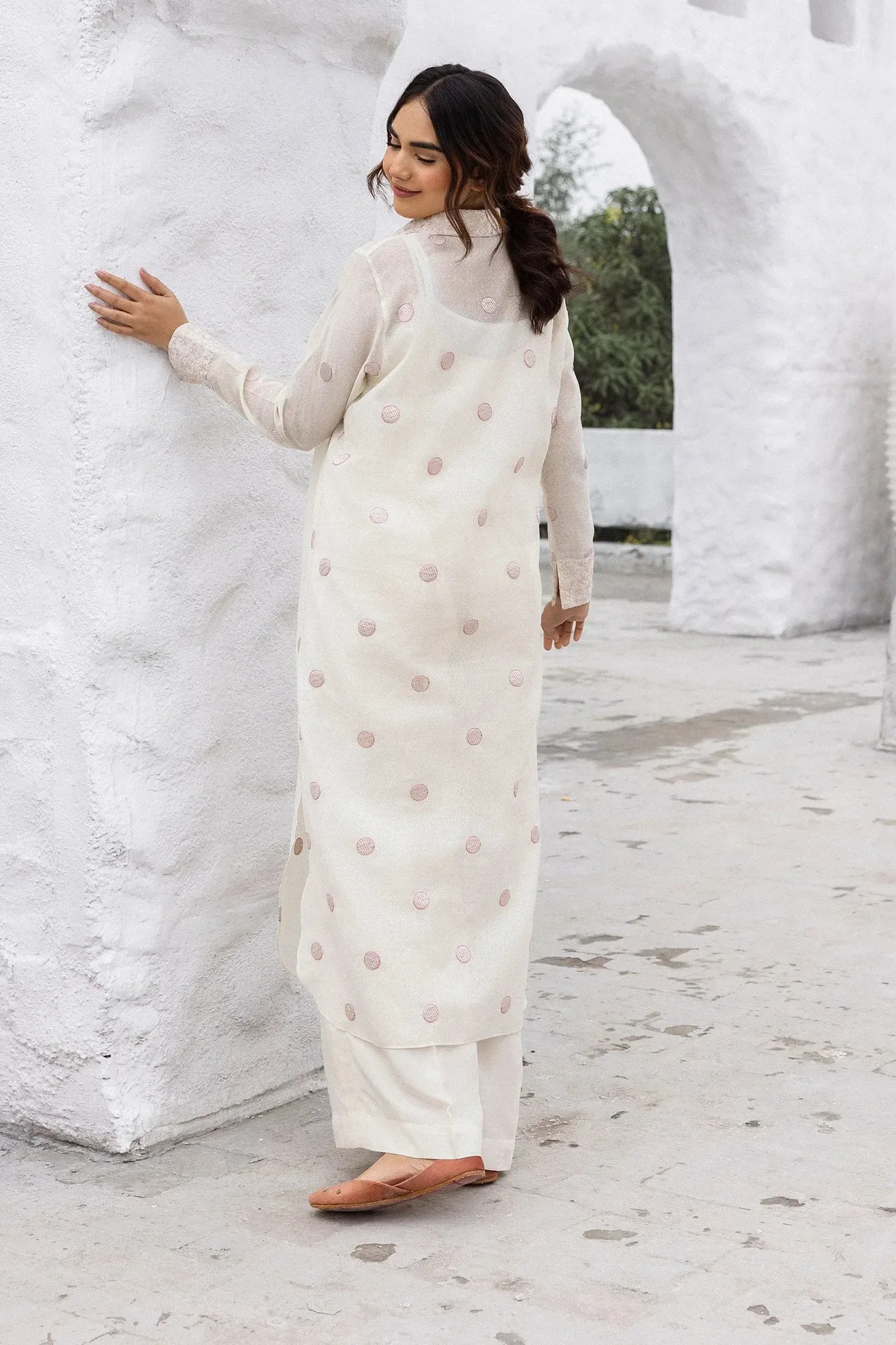 Erum Khan Ramadan Edition White Organza – view 2 – Poshaq