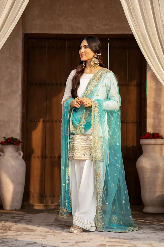 Erum Khan Sakhiyan Formals White Raw Silk – view 1 – Poshaq