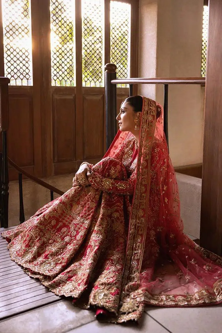 Erum Khan Jahan Wedding 23 Red Raw Silk – view 5 – Poshaq