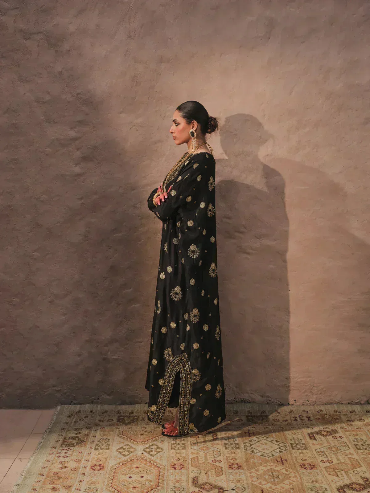 Erum Khan Shab Siyah 23 Black – view 4 – Poshaq