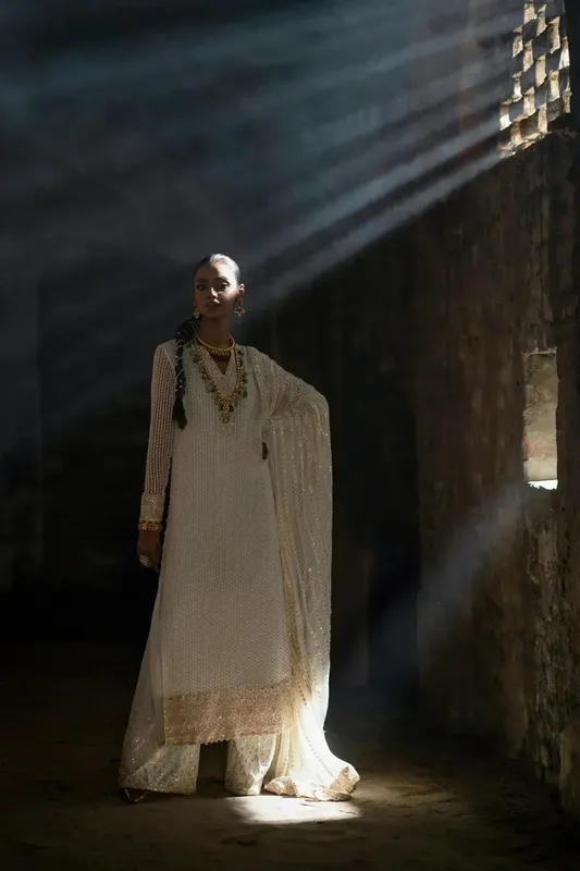 Erum Khan Mannat Formals White Chiffon – view 1 – Poshaq