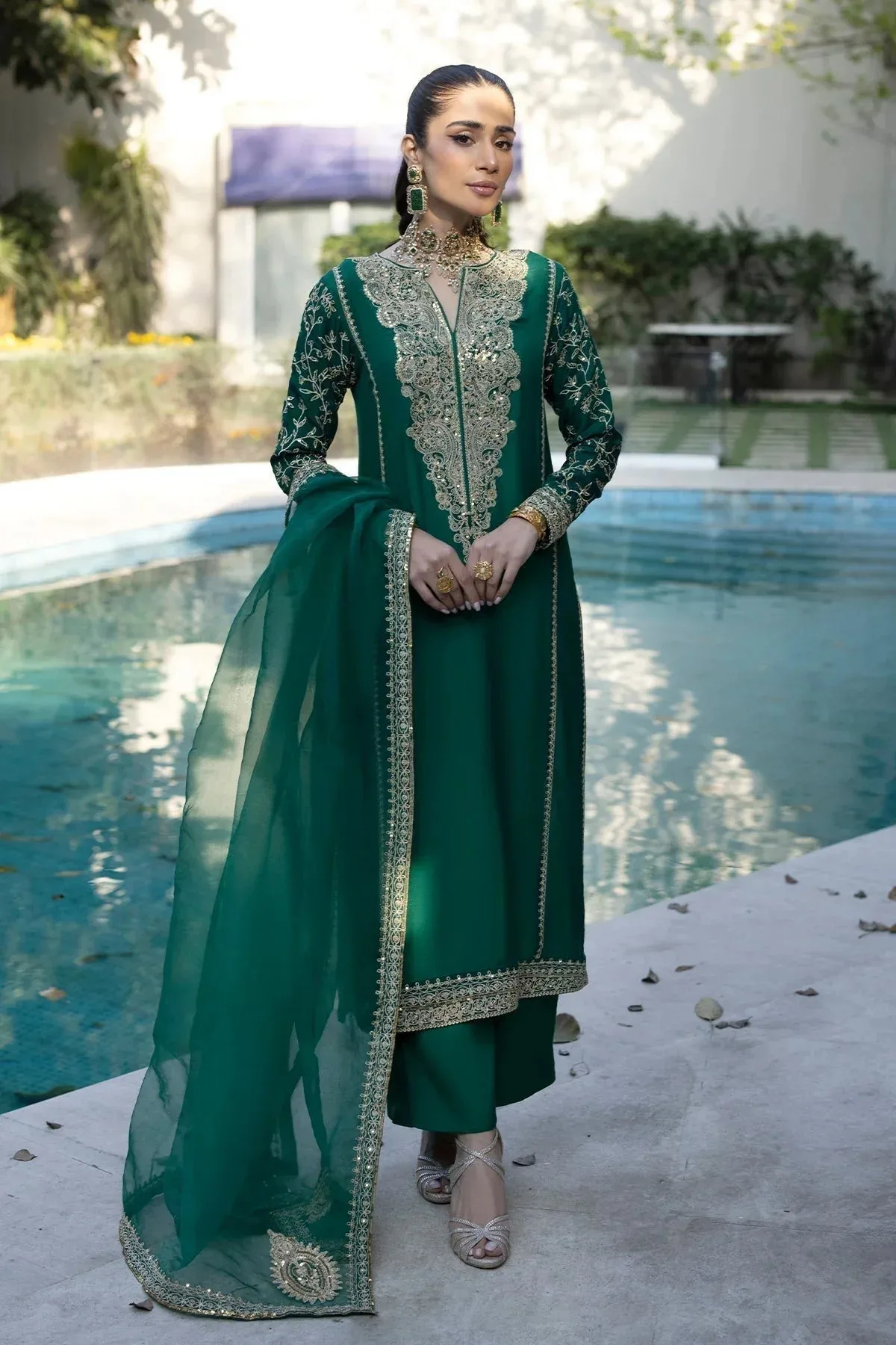 Erum Khan Shahzeen Eid Collection Bottle Green Raw Silk – view 3 – Poshaq
