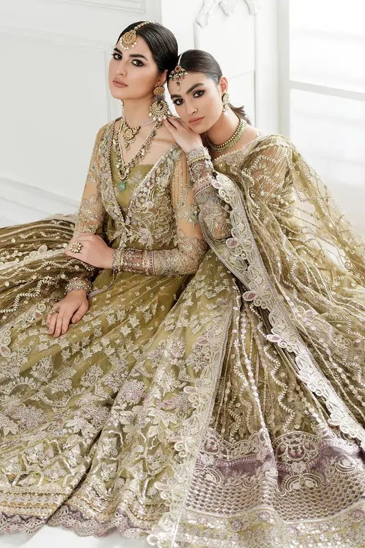 Baroque Chantelle 23 Green Silk – view 1 – Poshaq