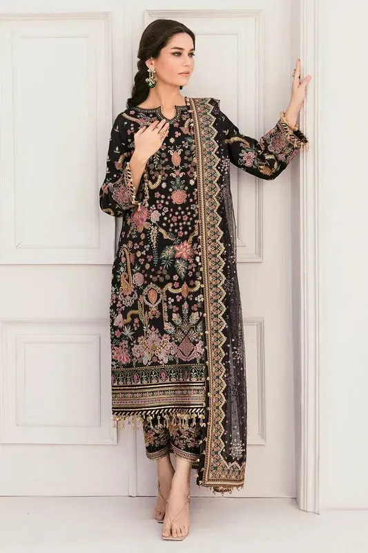 Baroque Chantelle 23 Black Raw Silk – view 1 – Poshaq