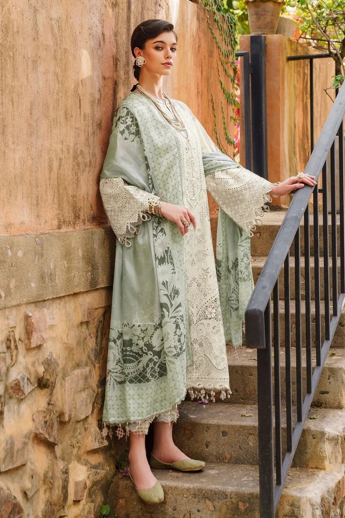 Baroque Swiss Lawn 24 Cream Organza – view 4 – Poshaq