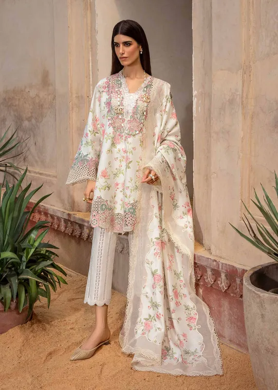 Crimson Amal Winter 23 White Khaddar – view 1 – Poshaq