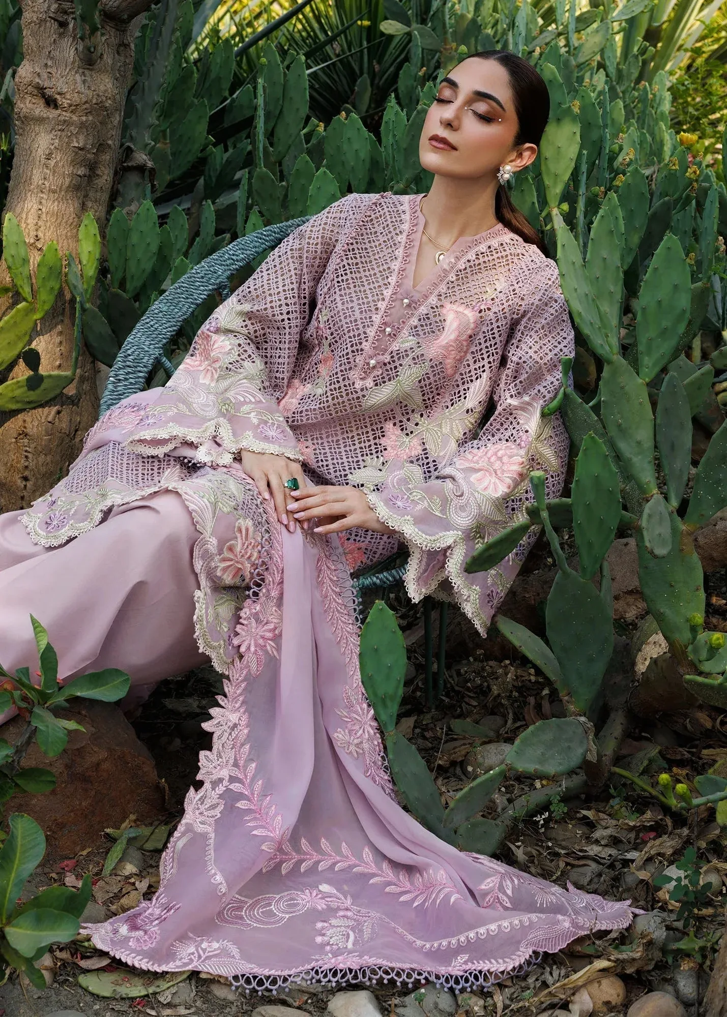 Crimson Tasawar 25 Lilac Georgette – view 4 – Poshaq