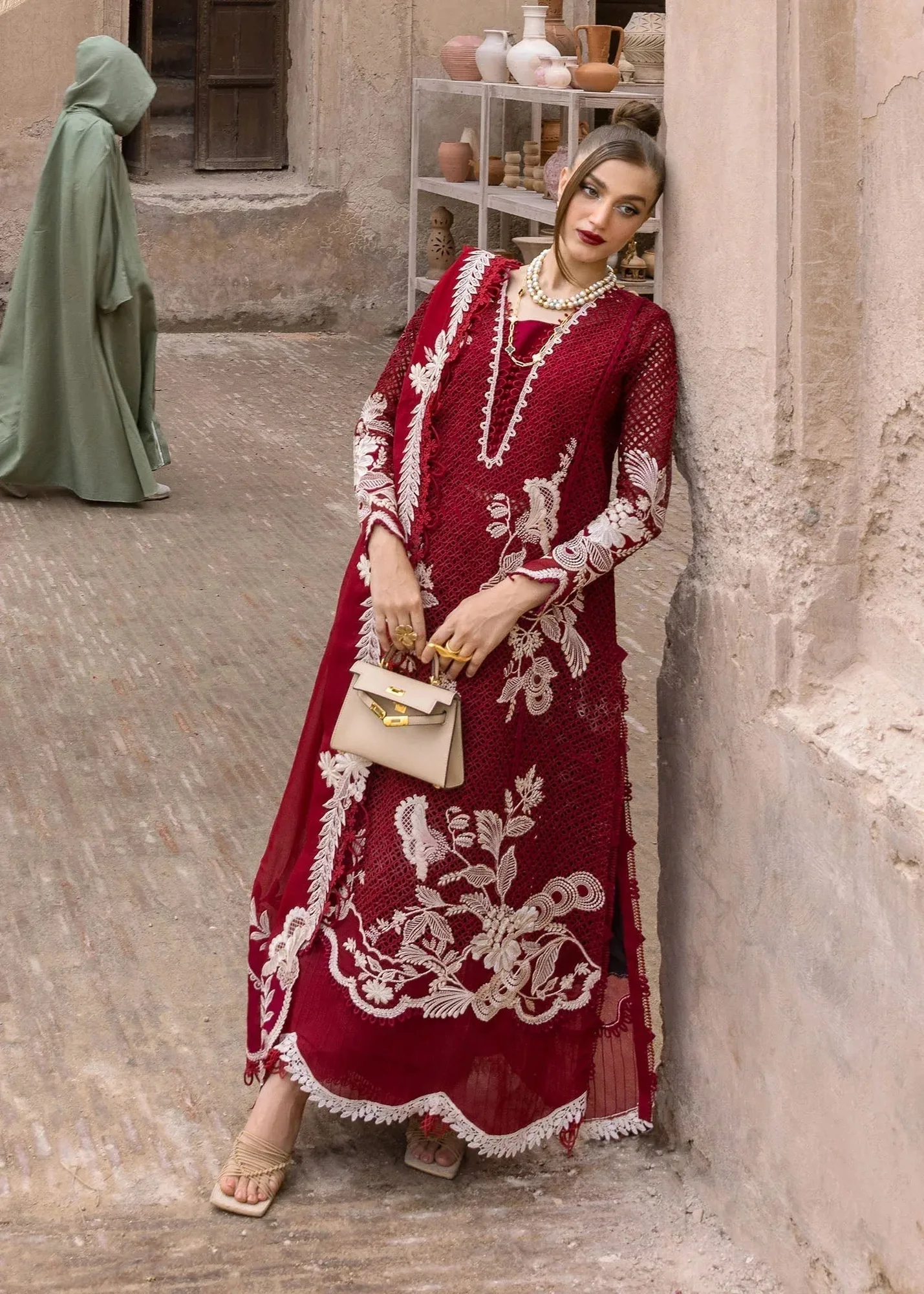 Crimson Tasawar 25 Red Georgette – view 4 – Poshaq