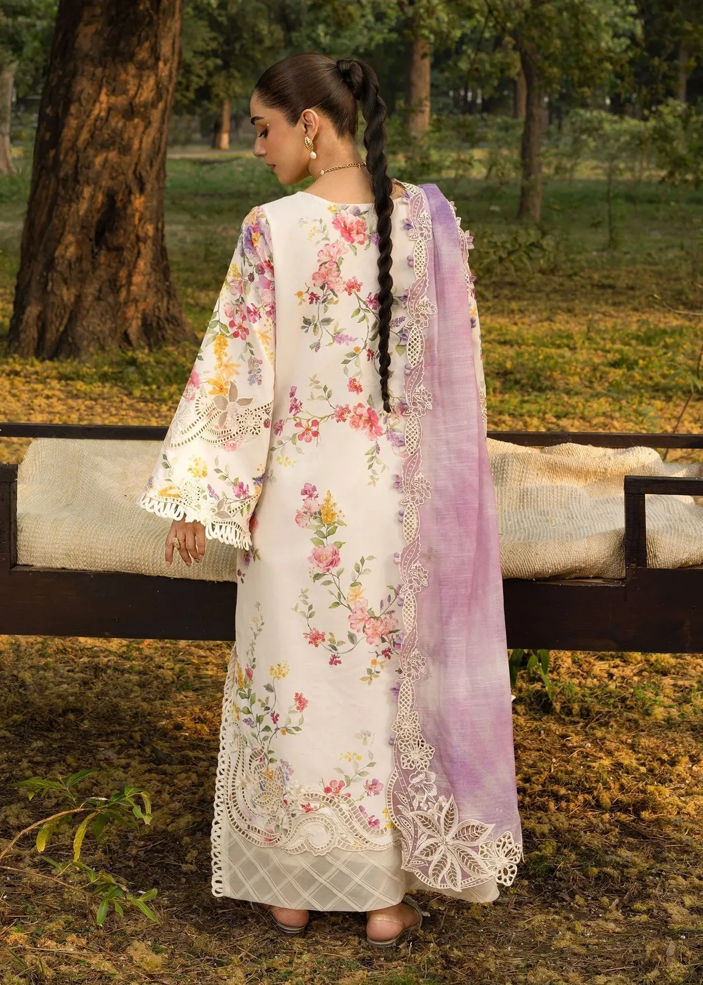 Crimson Tasawar 25 Off White Organza – view 2 – Poshaq