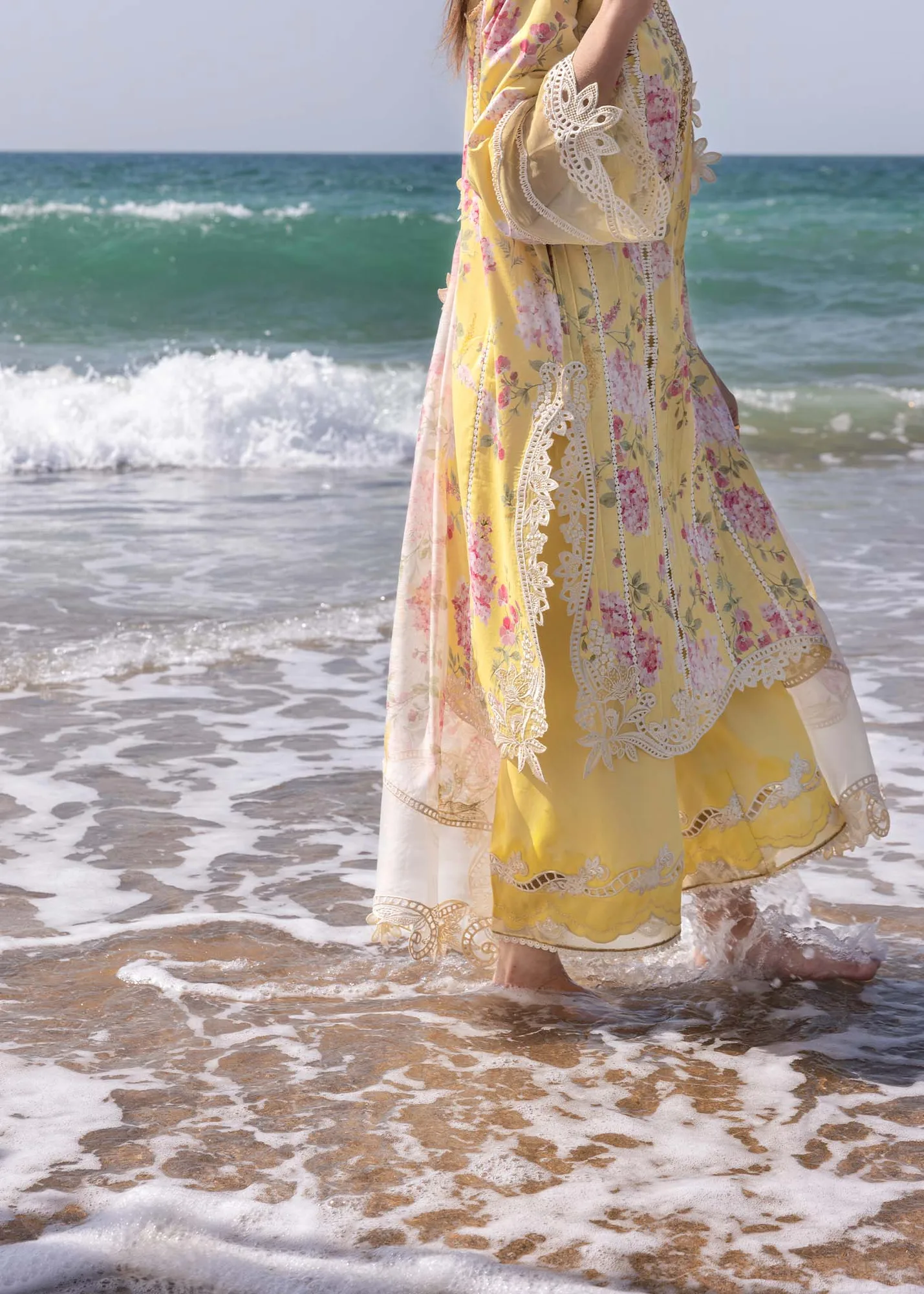 Crimson Floe by Crimson Yellow Organza – view 3 – Poshaq