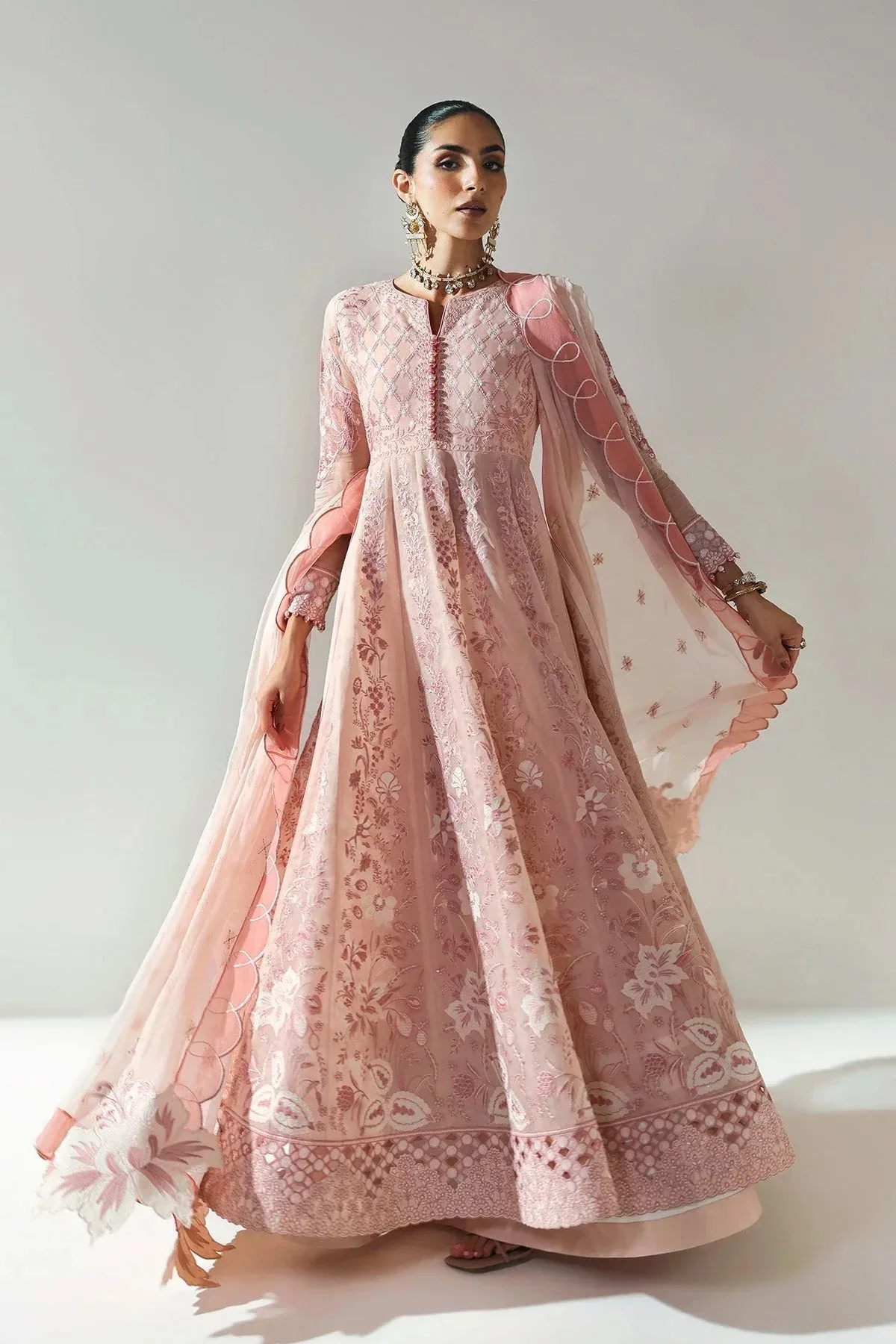 Alizeh Aymal Luxury Bamber Chiffon Tea Pink Raw Silk – view 3 – Poshaq