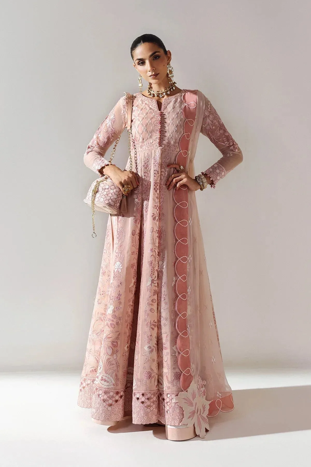 Alizeh Aymal Luxury Bamber Chiffon Tea Pink Raw Silk – view 5 – Poshaq