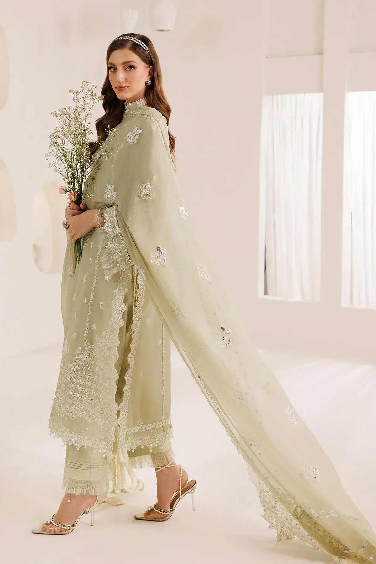 Alizeh Dhaagay 25 mint green Raw Silk – view 3 – Poshaq