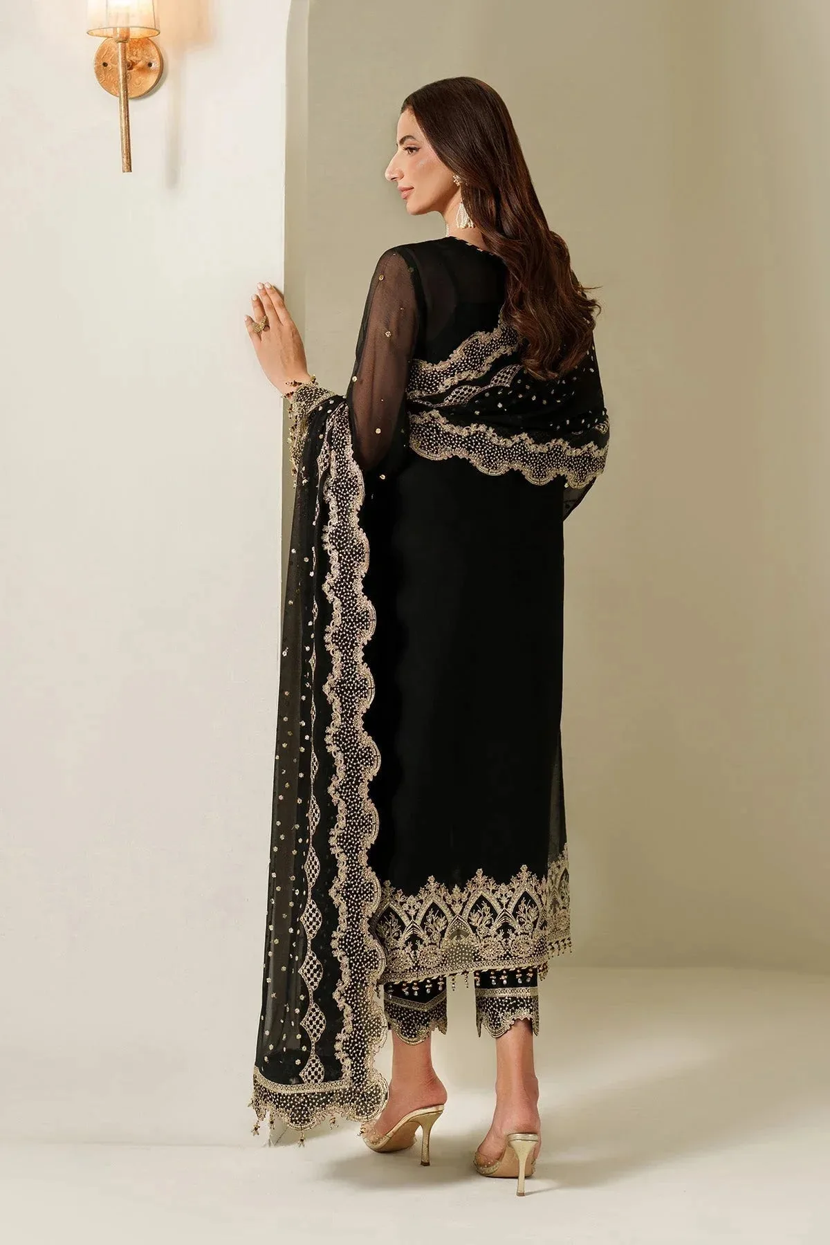 Alizeh Reena Handmade 25 black Organza – view 2 – Poshaq