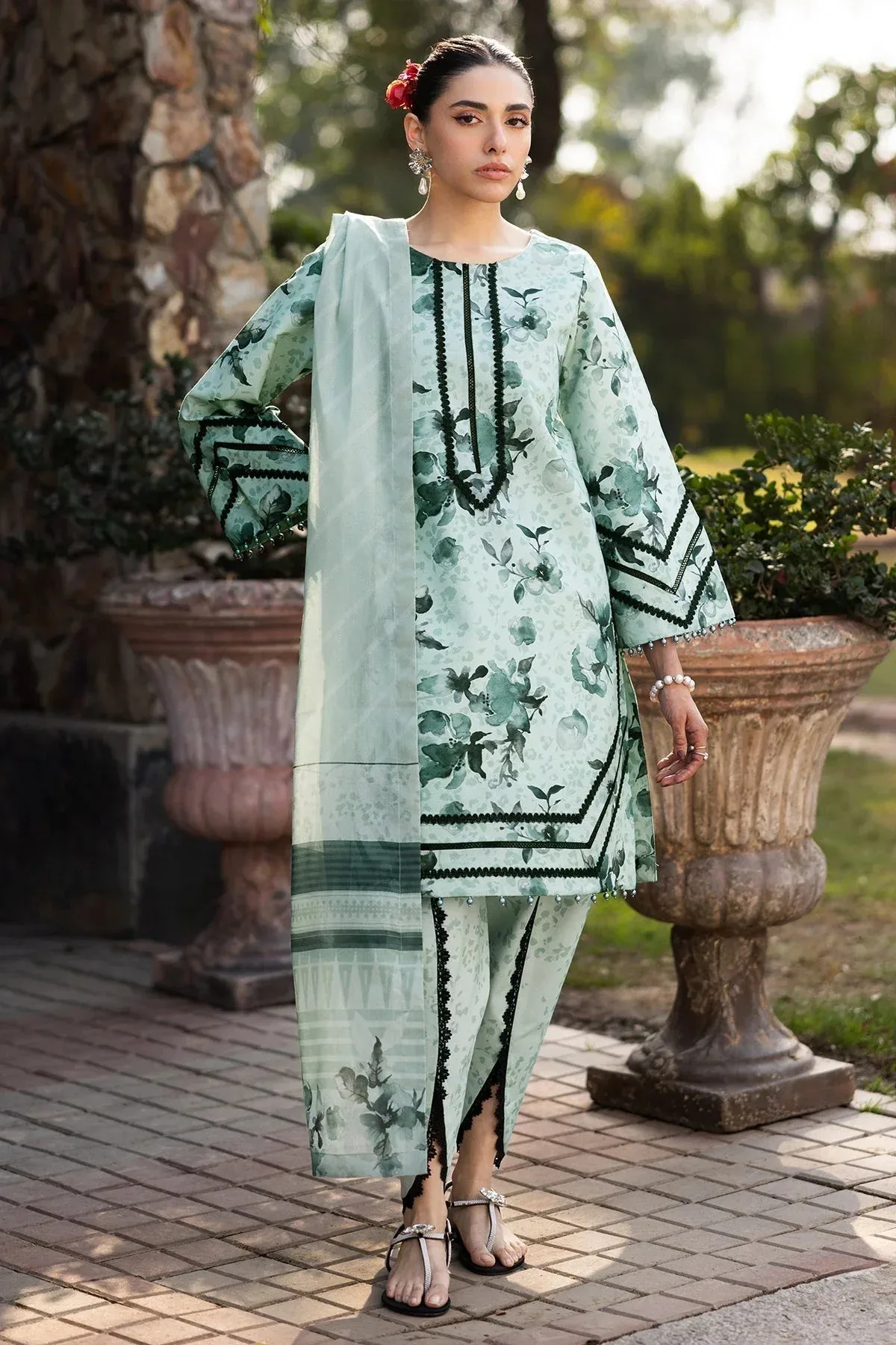 Alizeh Sheen Lawn Prints 25 Mint Lawn – view 4 – Poshaq