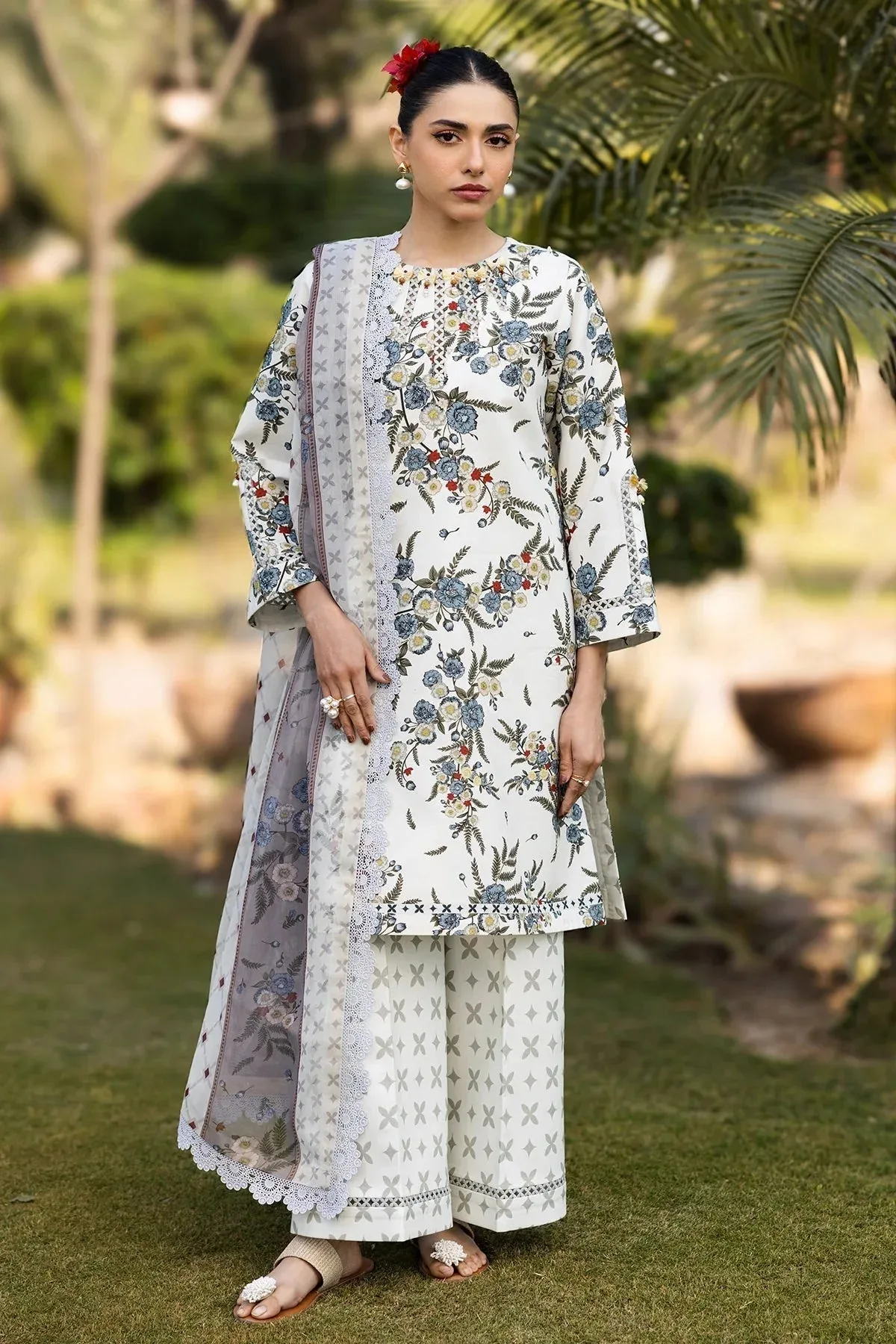 Alizeh Sheen Lawn Prints 25 Off White Chiffon – view 1 – Poshaq