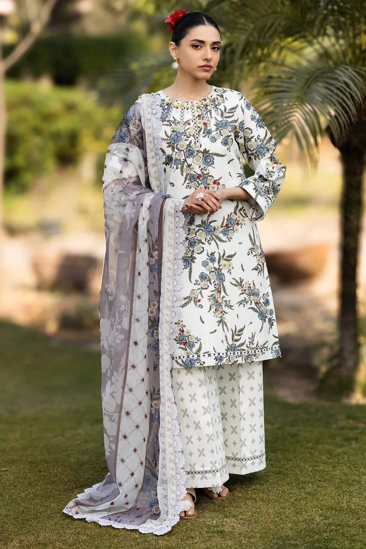 Alizeh Sheen Lawn Prints 25 Off White Chiffon – view 5 – Poshaq