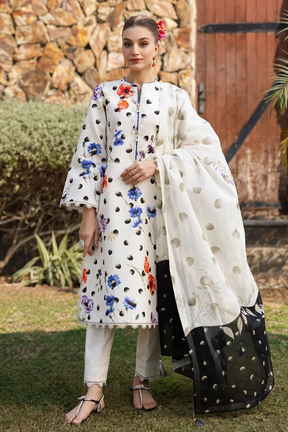 Alizeh Sheen Lawn Prints 25 White Chiffon – view 4 – Poshaq