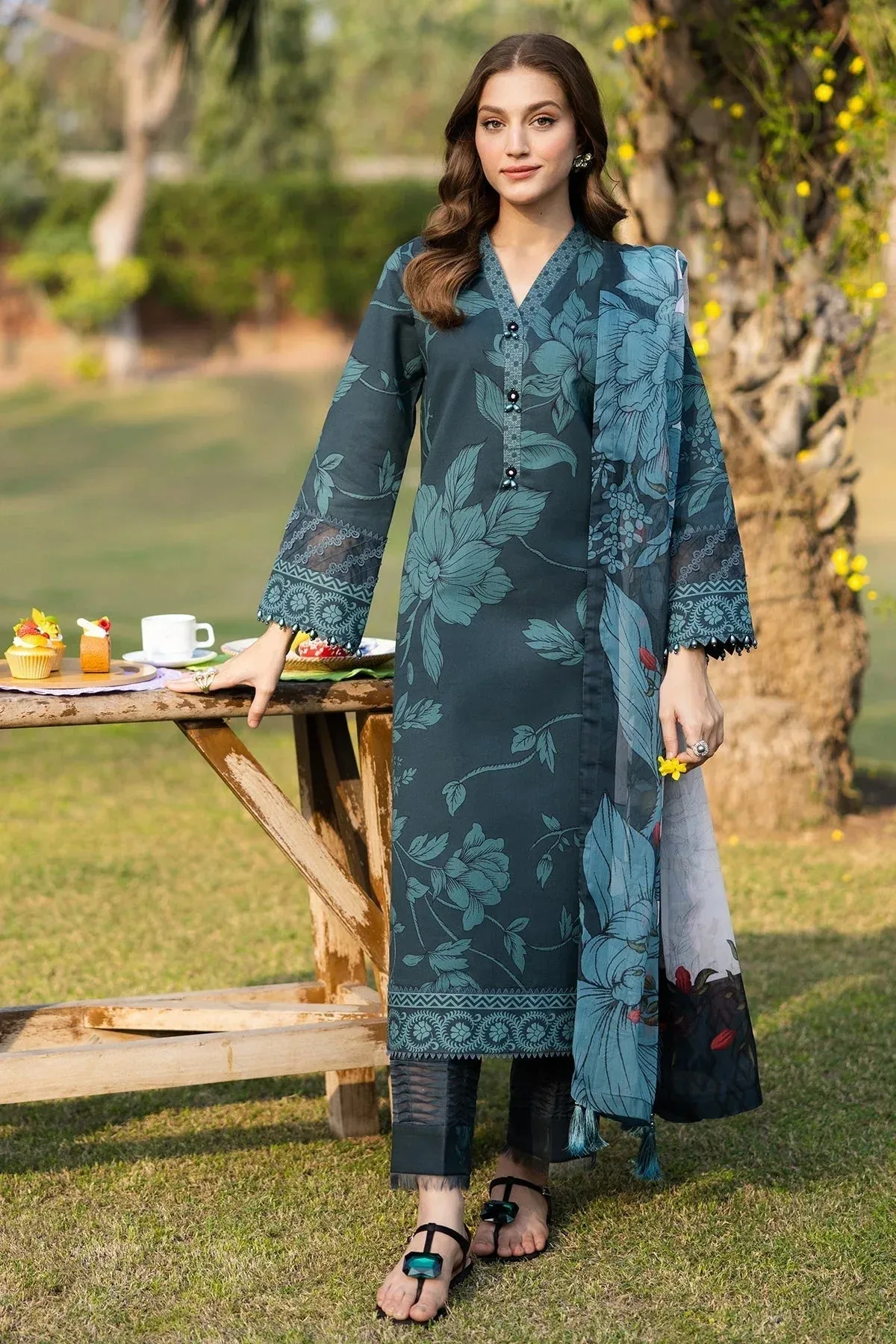 Alizeh Sheen Lawn Prints 25 Deep Teal Green Chiffon – view 1 – Poshaq