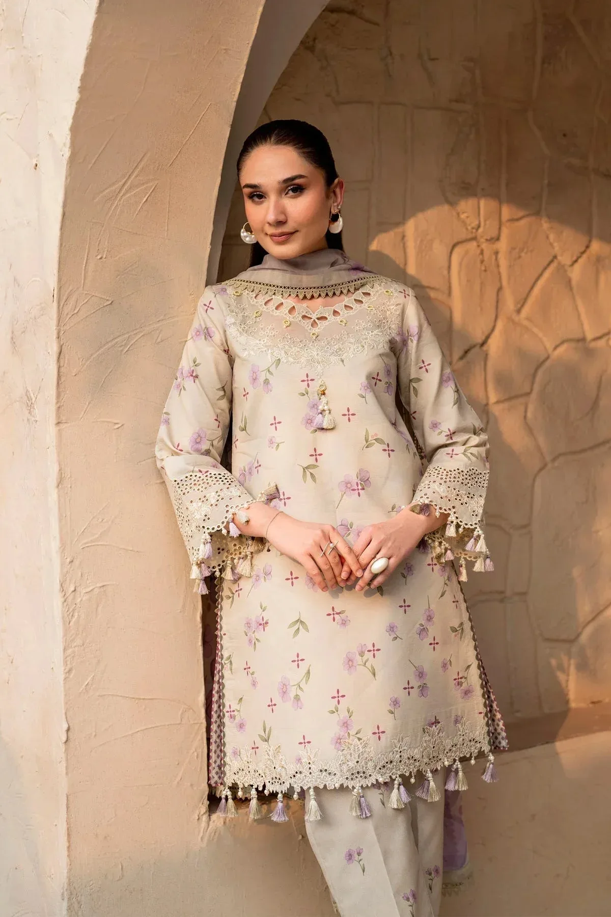 Alizeh Levana Lawn Pale Brown Chiffon – view 4 – Poshaq