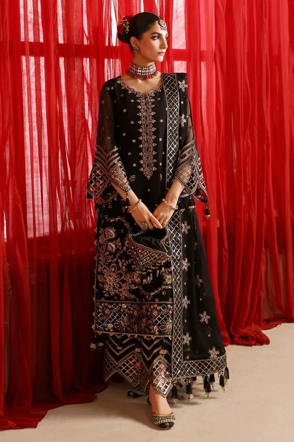 Alizeh Reena Wedding Formals Black Raw Silk – view 5 – Poshaq
