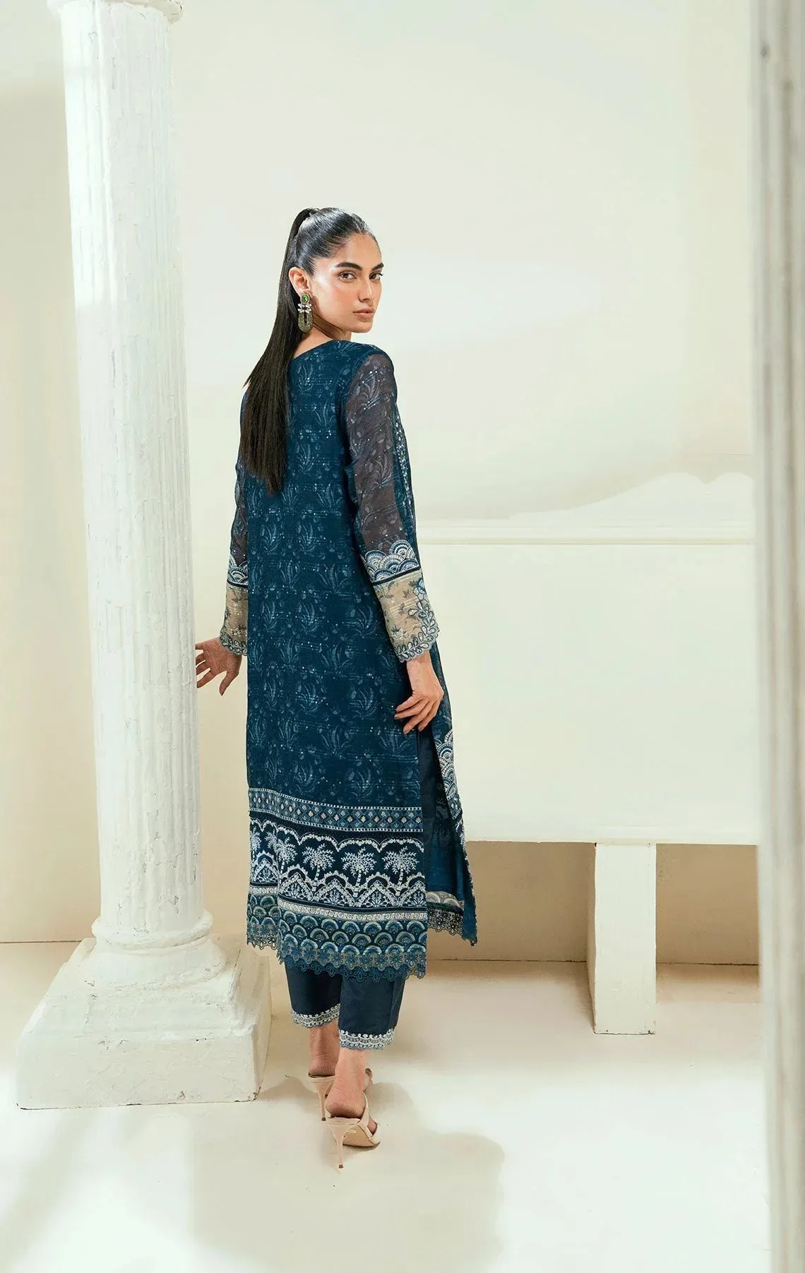 Dhanak Signature Pret Zinc – view 2 – Poshaq
