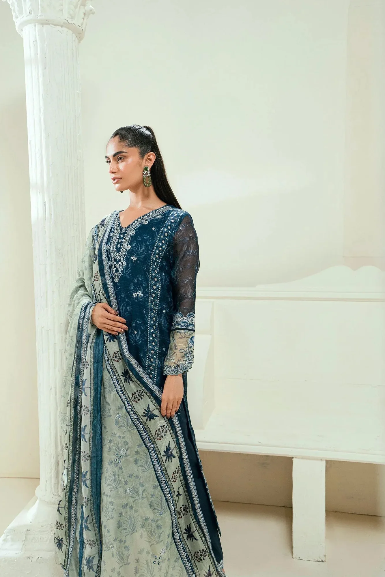 Dhanak Signature Pret Zinc – view 4 – Poshaq