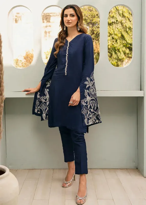 Daud Abbas Formals Collection Silver Raw Silk – view 1 – Poshaq