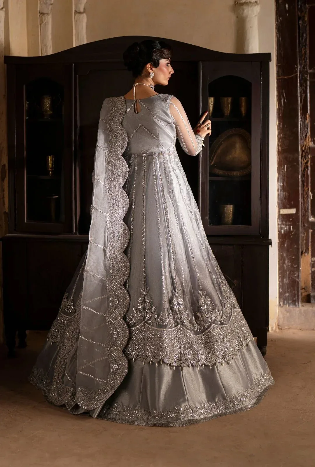 AJR Couture Dastan e Ishq Silver Organza – view 2 – Poshaq