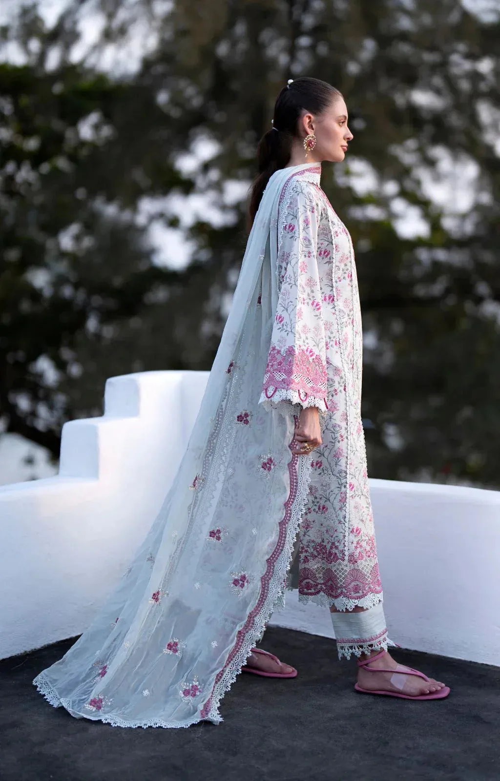 AJR Couture Printakari Lawn 25 Ice Blue Chiffon – view 2 – Poshaq